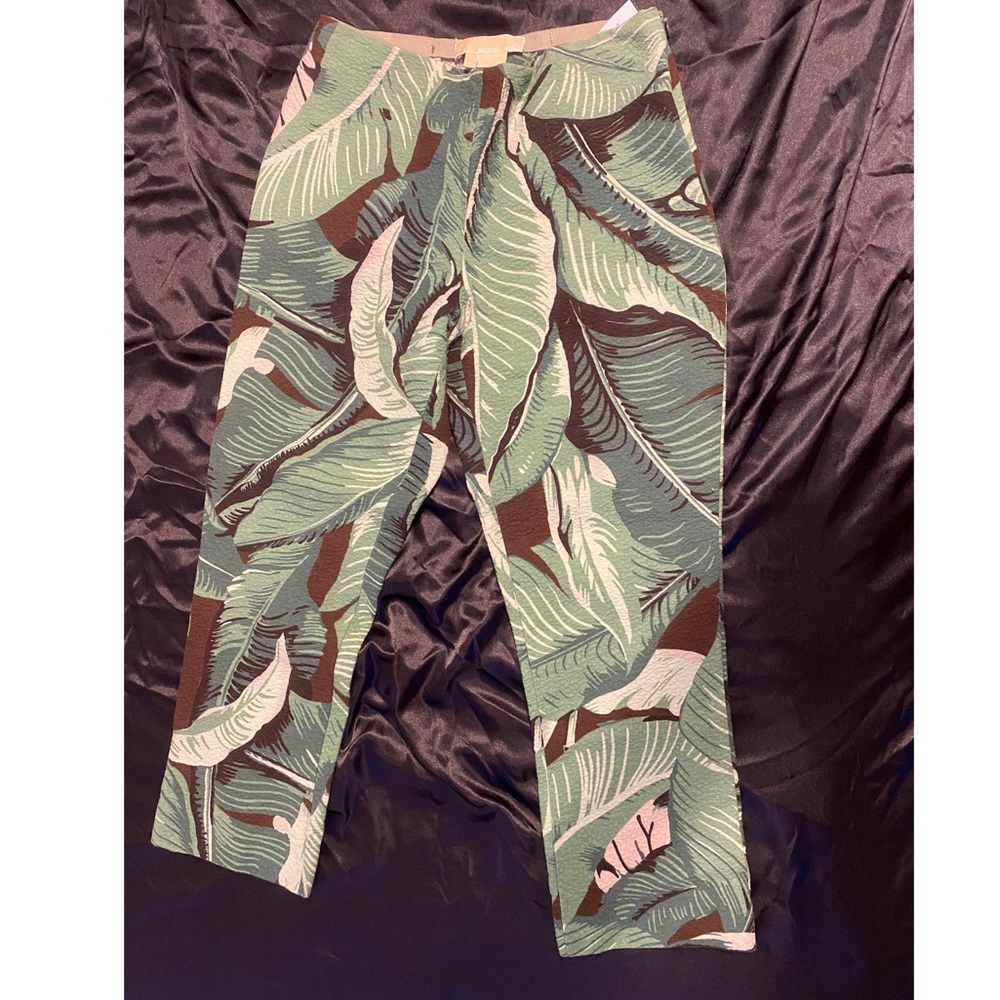 Micheal Kors green capris.